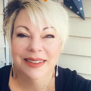 Meet your Posher, Celeste